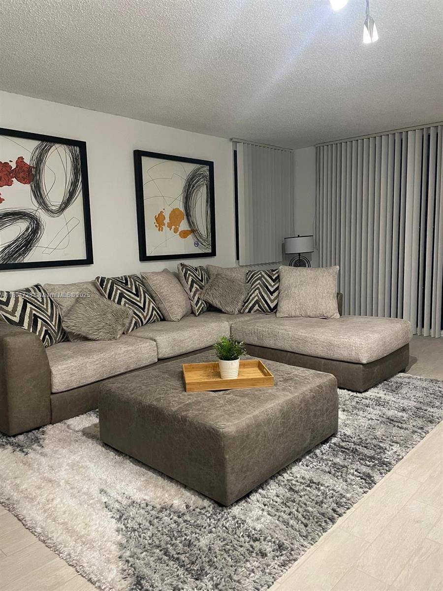 Miami, FL 33136,800 N Miami Ave #E-509