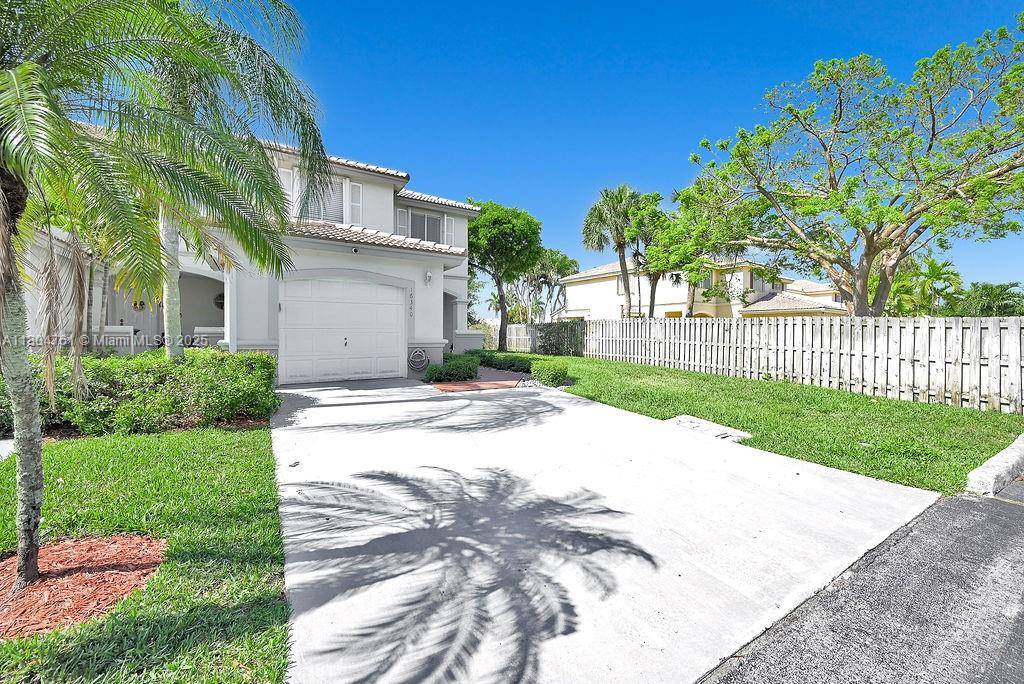 Miami, FL 33193,16340 SW 75th Street