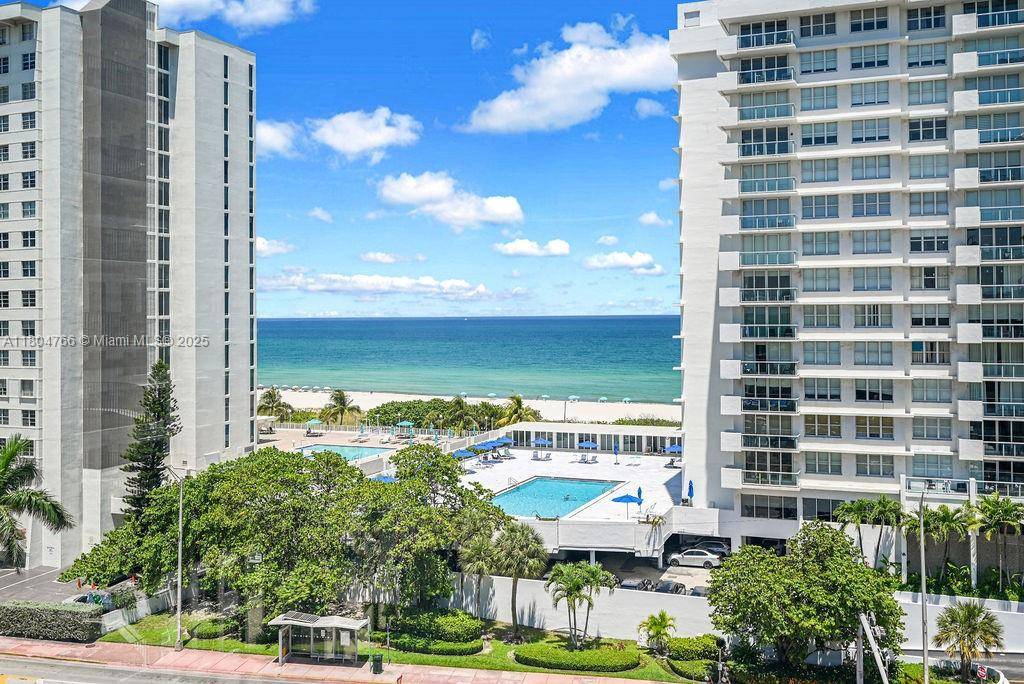 Miami Beach, FL 33140,5640 Collins Ave #8B