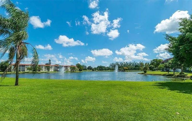 Pembroke Pines, FL 33025,8930 S Hollybrook Blvd #210