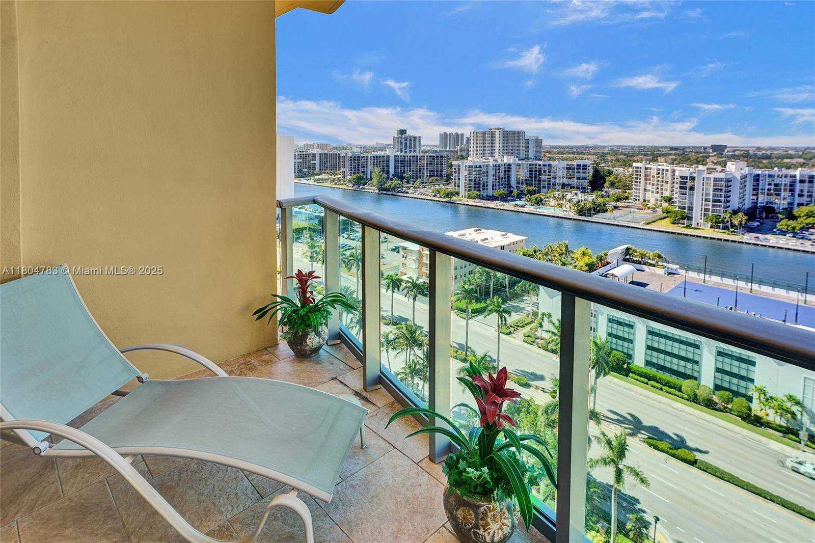 Hollywood, FL 33019,2501 S Ocean Dr #1628 (Available NOW)