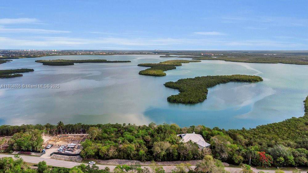 Marco Island, FL 34145,1181 BLUE HILL CREEK DR