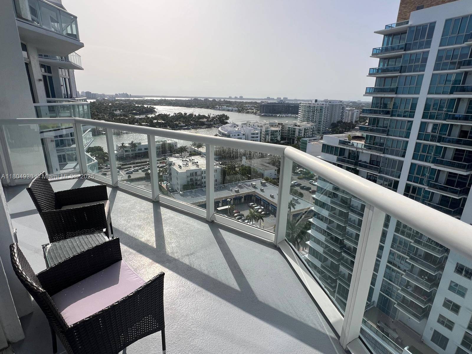 Miami Beach, FL 33141,6515 Collins Ave #1801