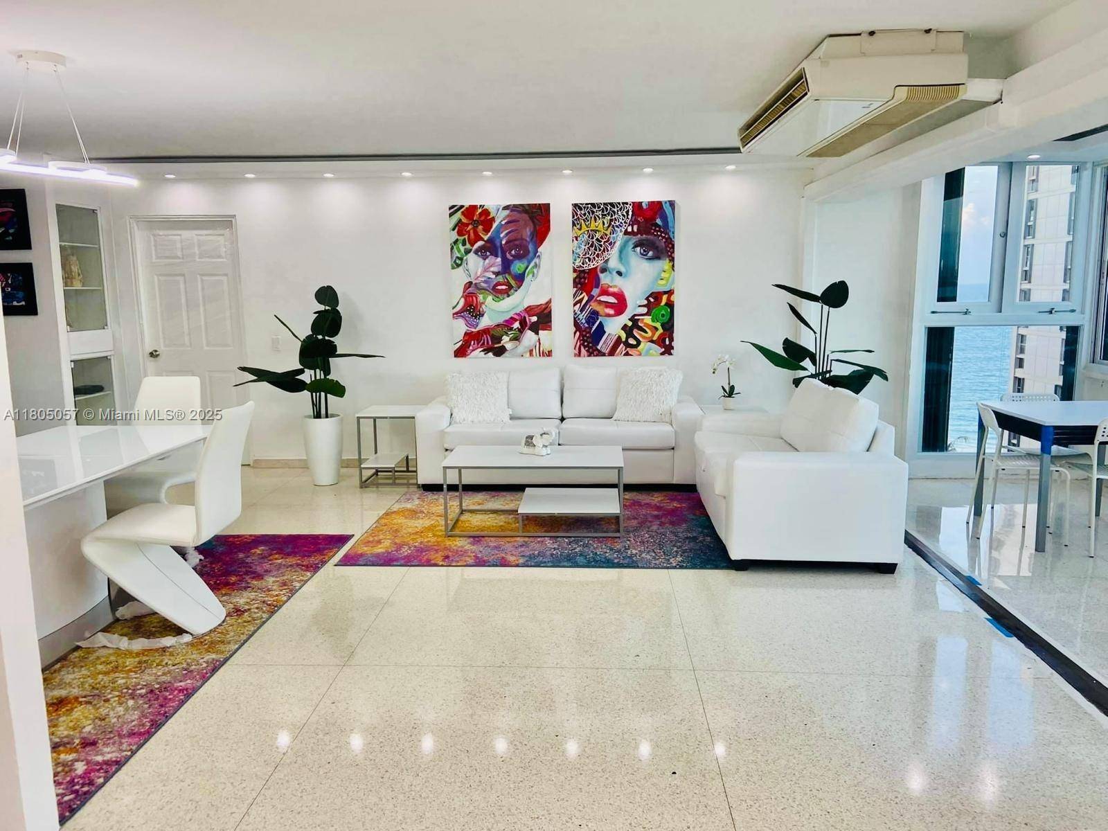 San Juan, PR 00979,4429 Isla Verde #1002