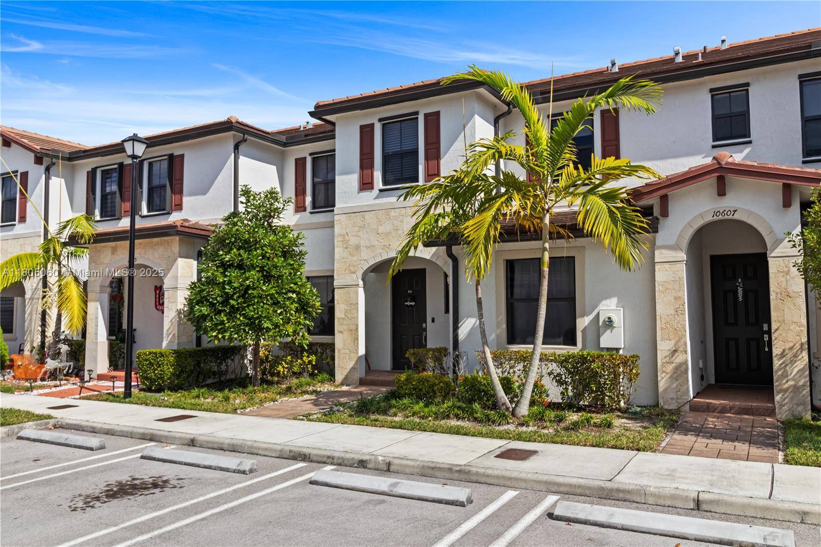 Hialeah, FL 33018,10611 W 33rd Ct
