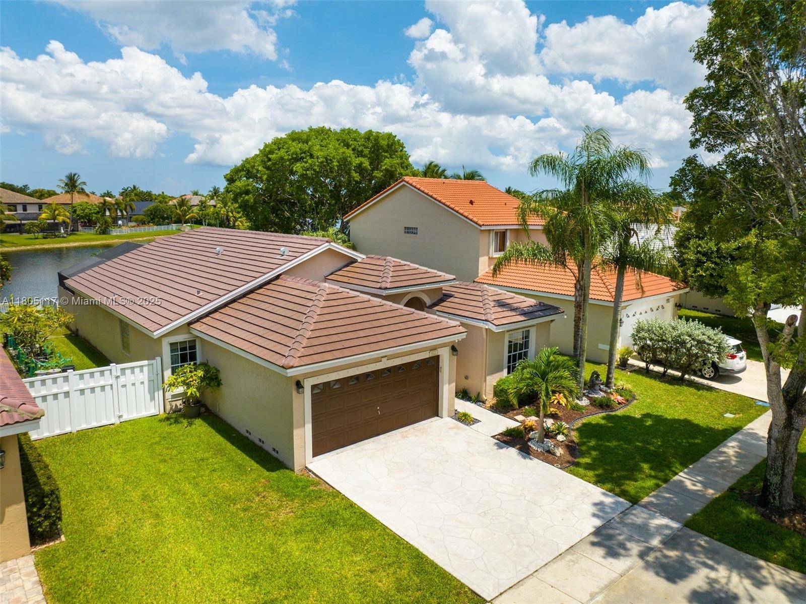 Pembroke Pines, FL 33029,921 SW 176th Ave