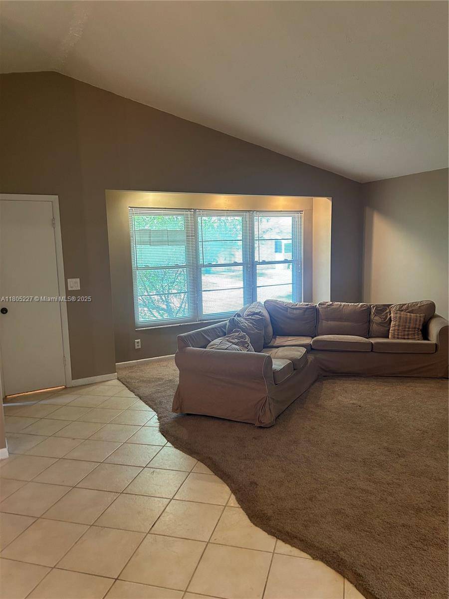 Davie, FL 33328,8631 Bridle Path Ct