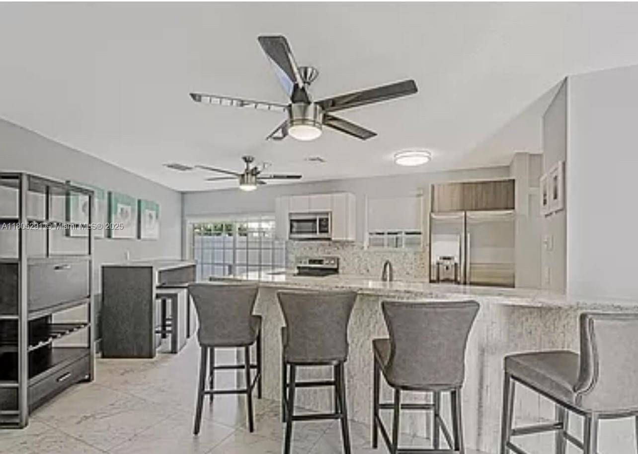 Fort Lauderdale, FL 33316,725 SE 14th Ct