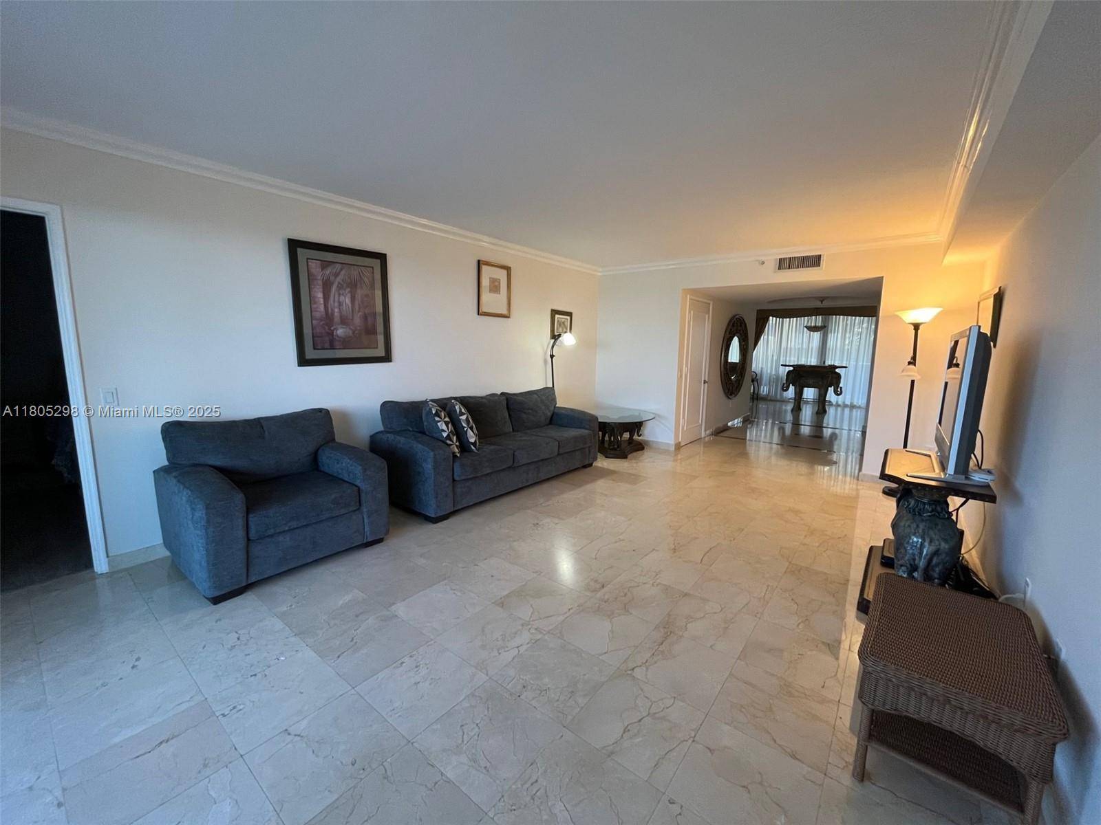 Sunny Isles Beach, FL 33160,17555 Collins Ave #303