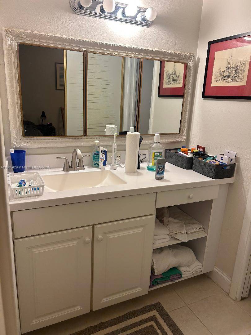 Palm Beach Gardens, FL 33410,10693 N Military Trl #5