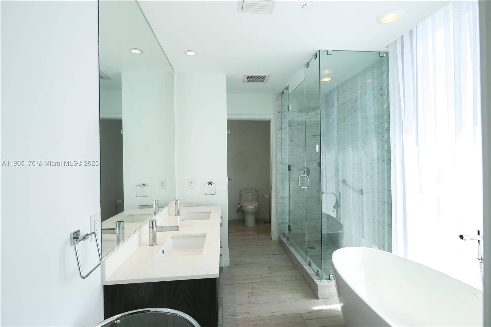 Miami, FL 33137,480 NE 31 Street #2607