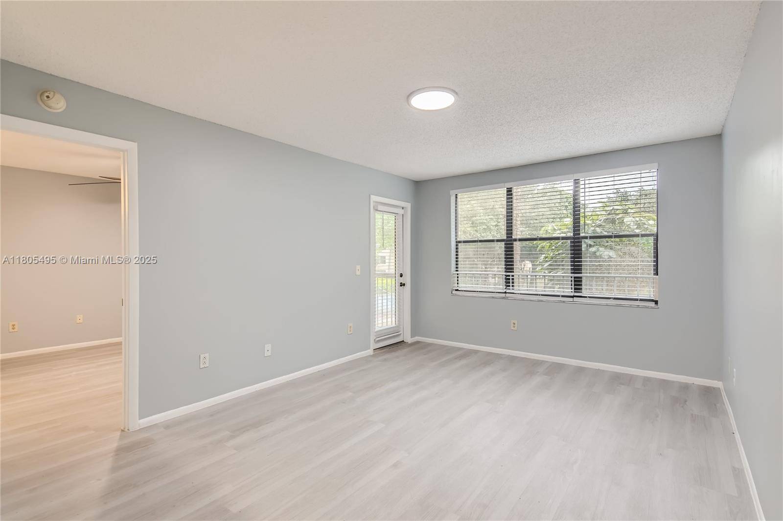 Pompano Beach, FL 33069,4441 W Mcnab Rd #27