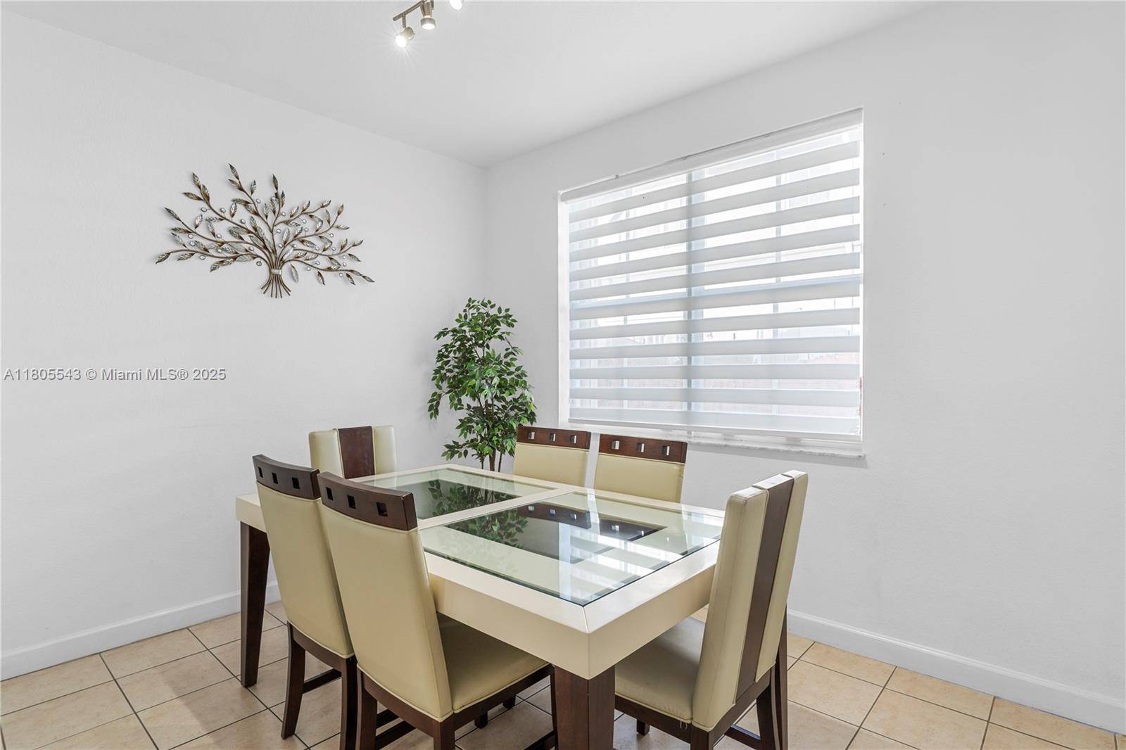 Doral, FL 33178,7719 NW 116th Path