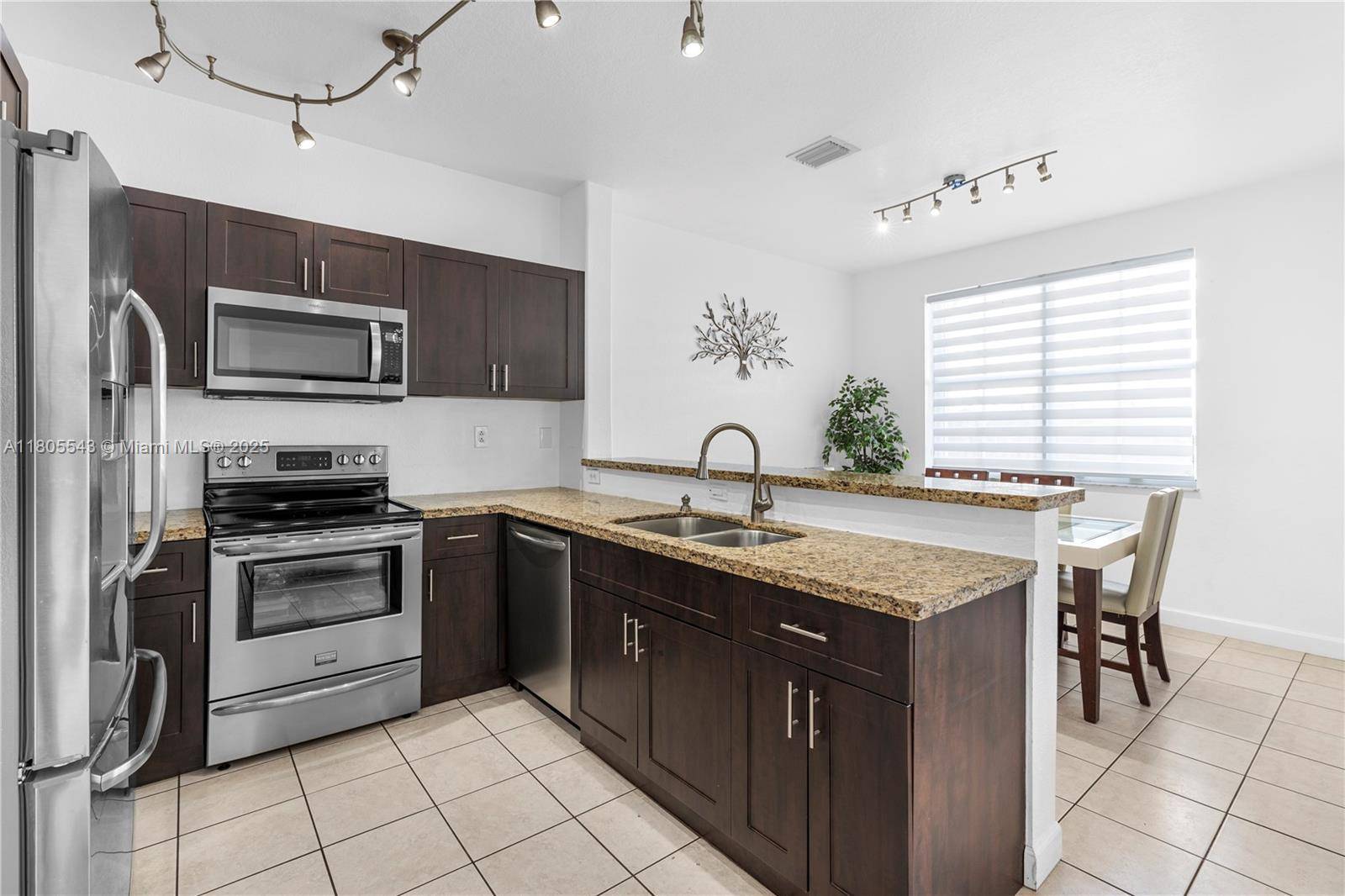 Doral, FL 33178,7719 NW 116th Path