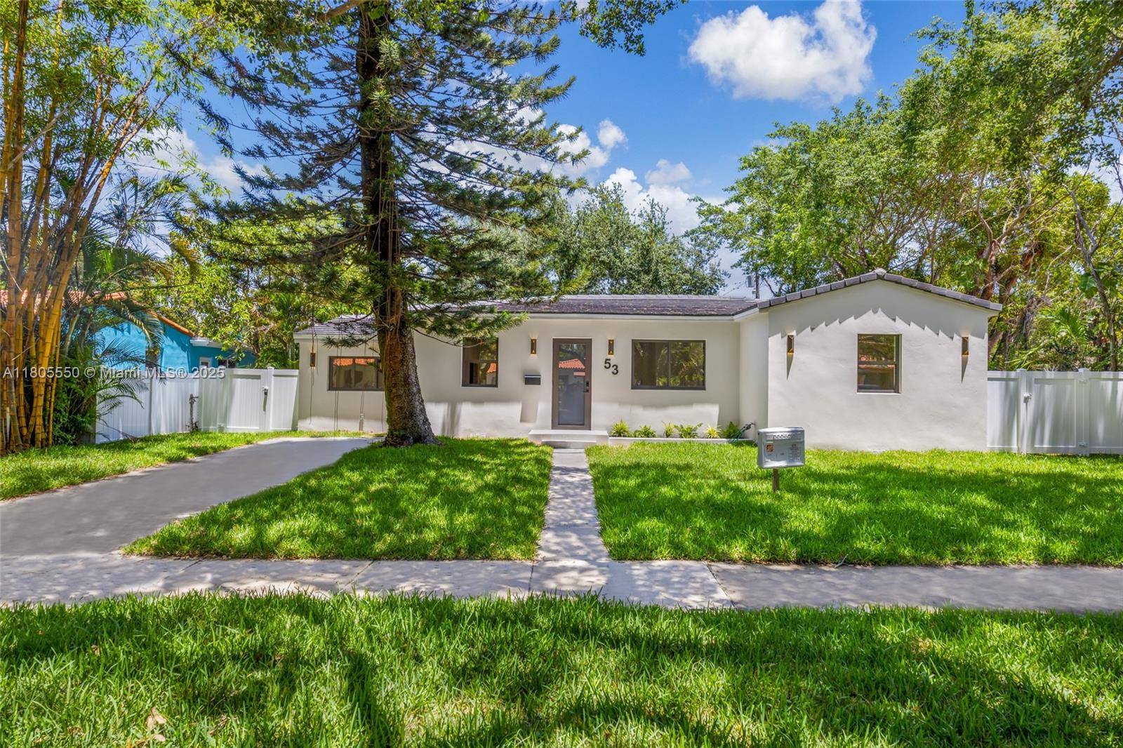 Miami Shores, FL 33168,53 NW 107th St