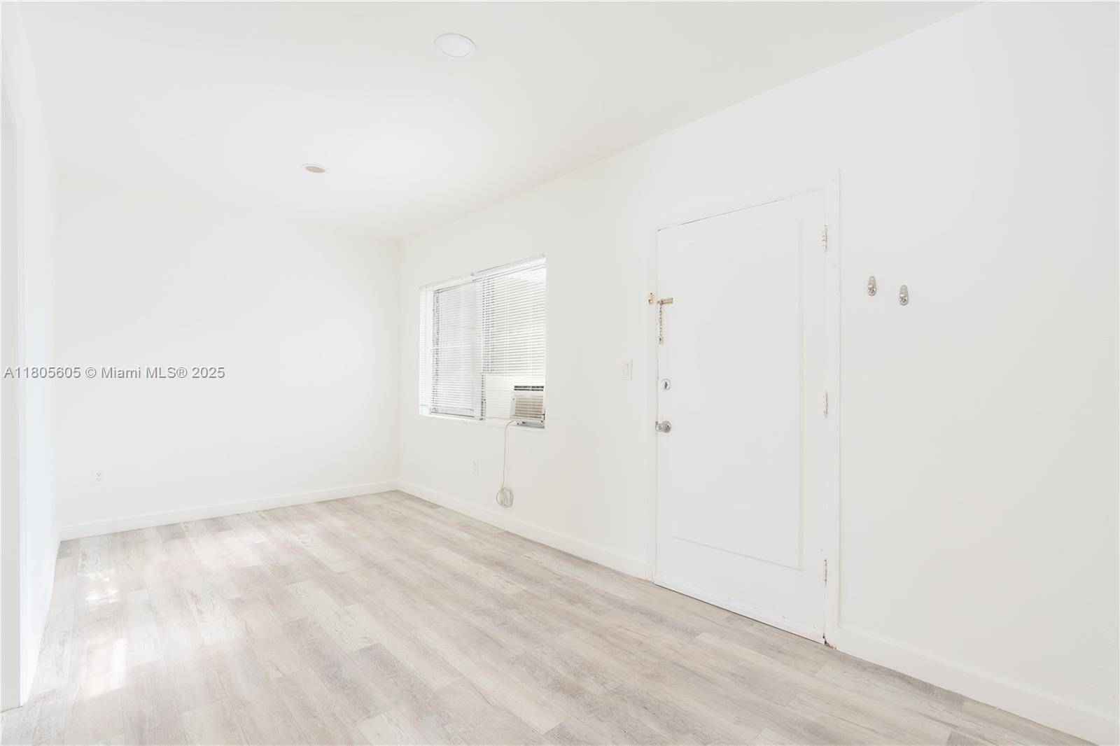 Miami Beach, FL 33141,7311 Gary Ave #25