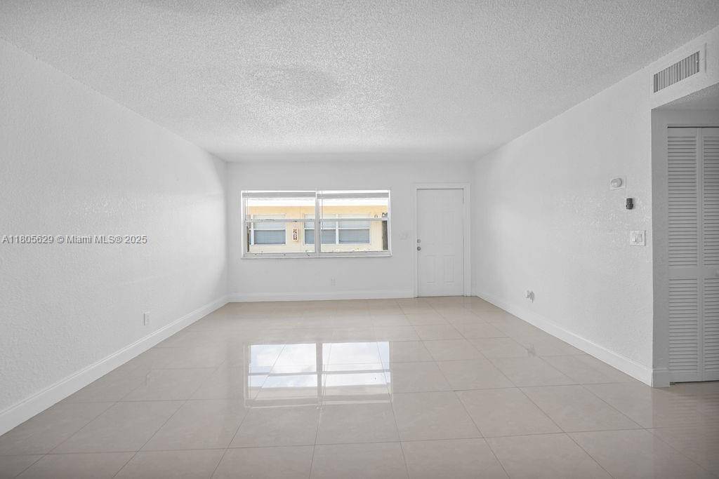 Margate, FL 33068,552 Kathy Ct