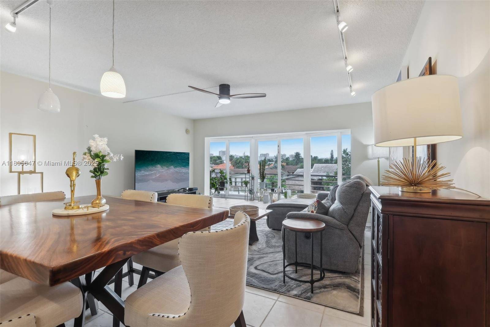 Fort Lauderdale, FL 33308,3050 NE 47th Ct #205