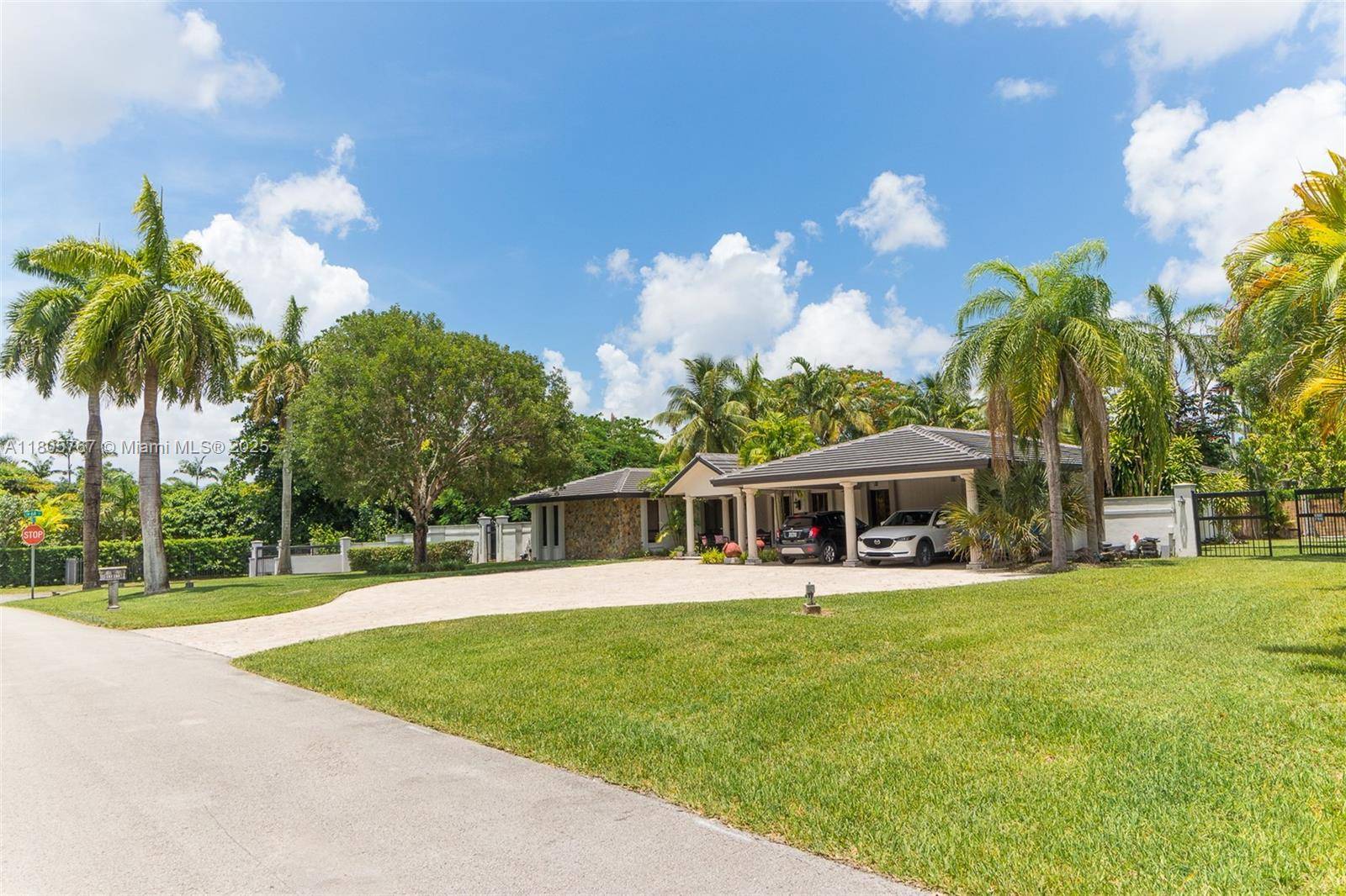 Miami, FL 33143,6805 SW 82nd Ct