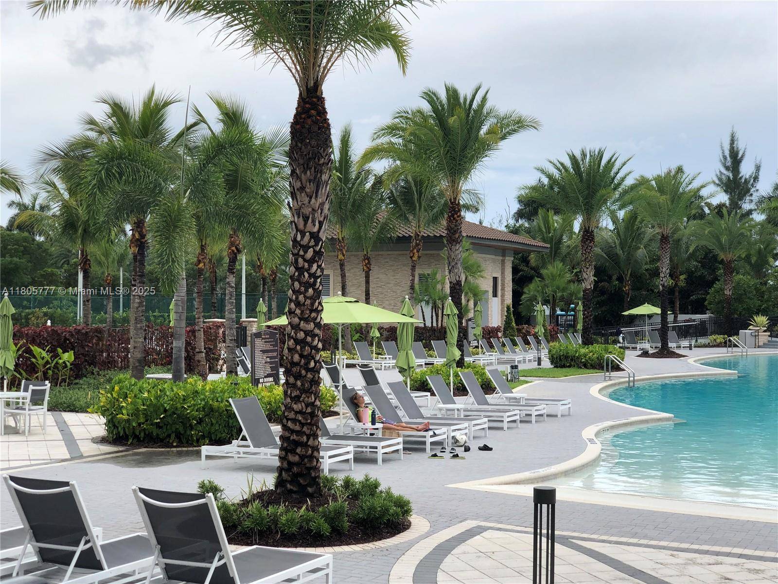 Doral, FL 33178,10600 NW 88th St #1-203