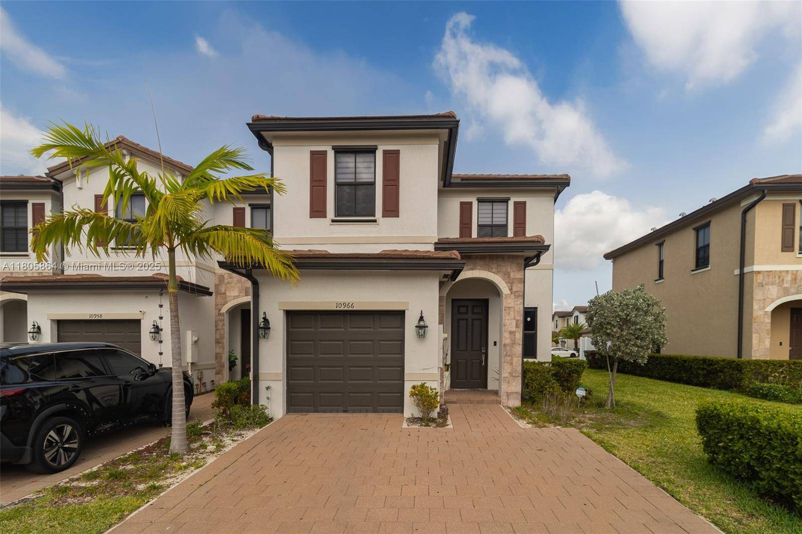 Hialeah, FL 33018,10966 W 33rd Way