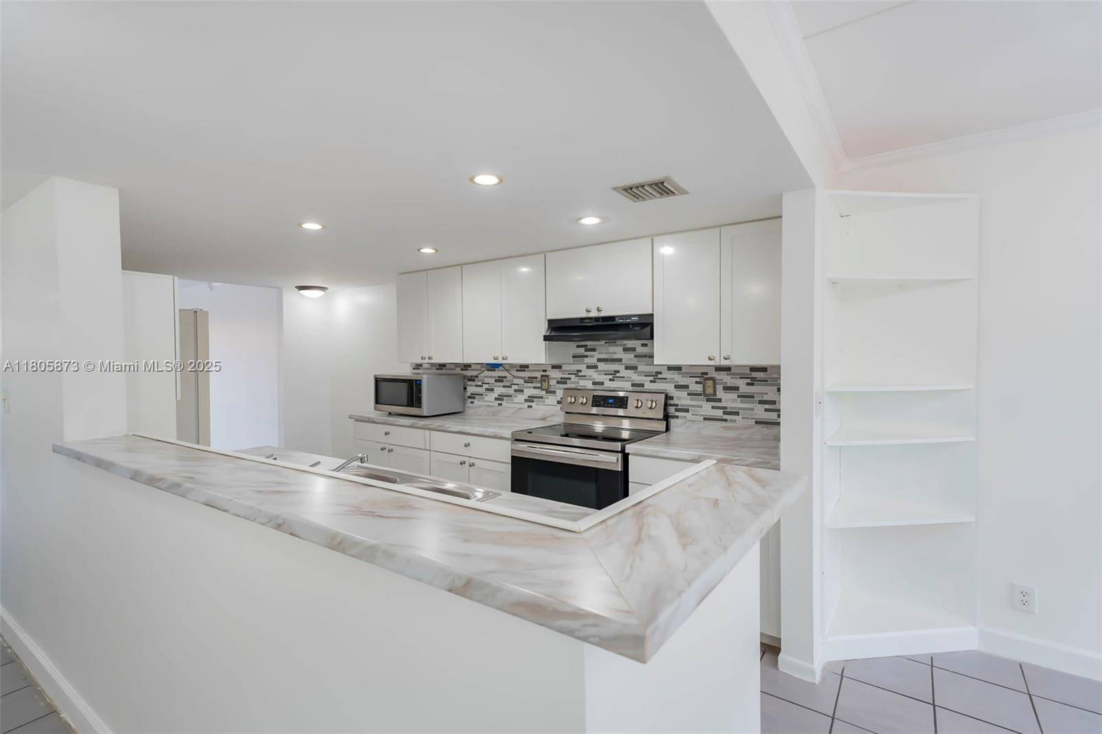 Sunrise, FL 33351,3947 NW 94th Ter #3947