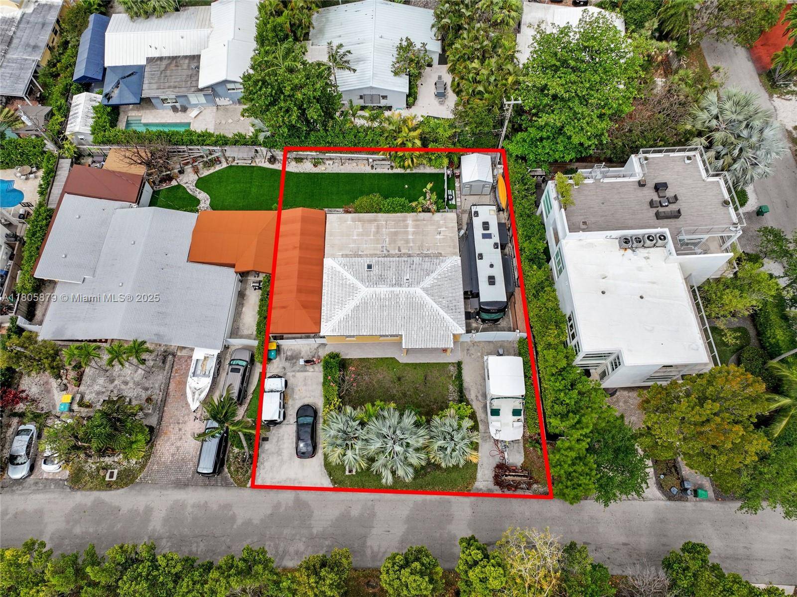 Key Biscayne, FL 33149,250 Fernwood Rd