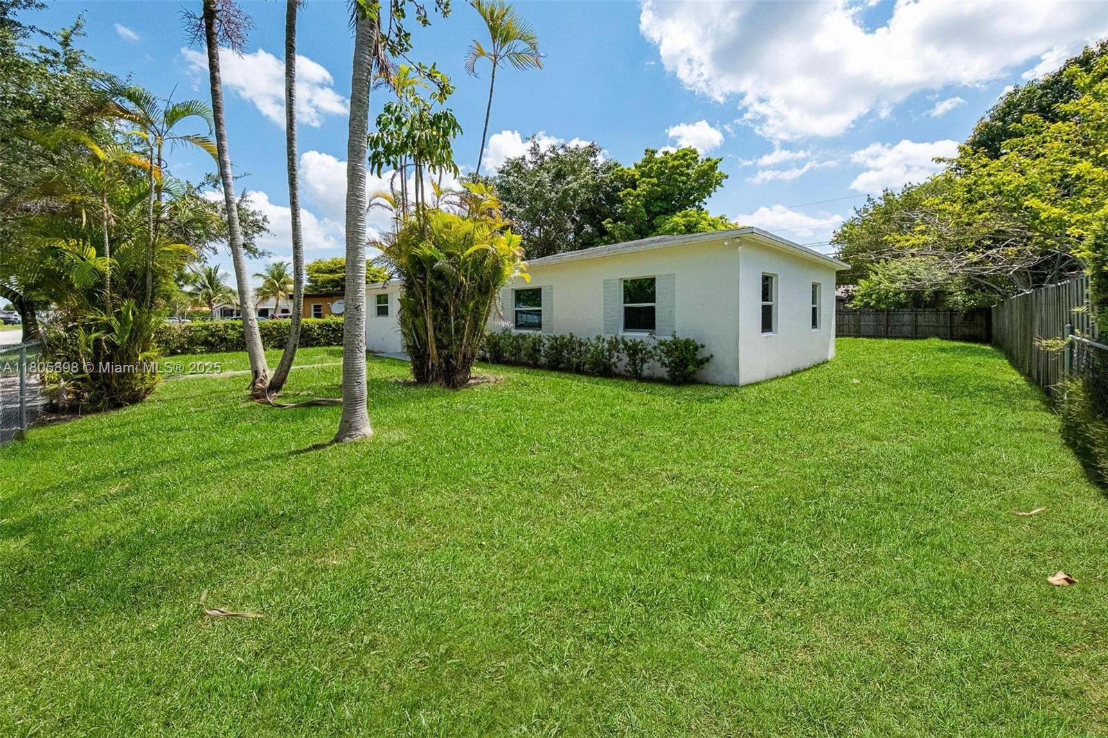 Miami, FL 33176,14015 Madison St