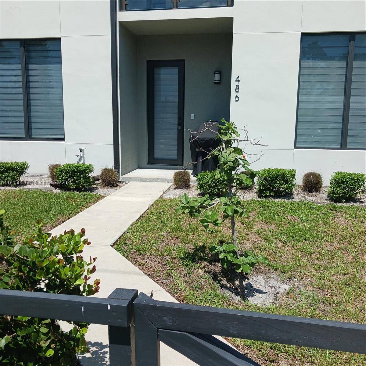 Oakland Park, FL 33309,484 NW 40th Ct #488