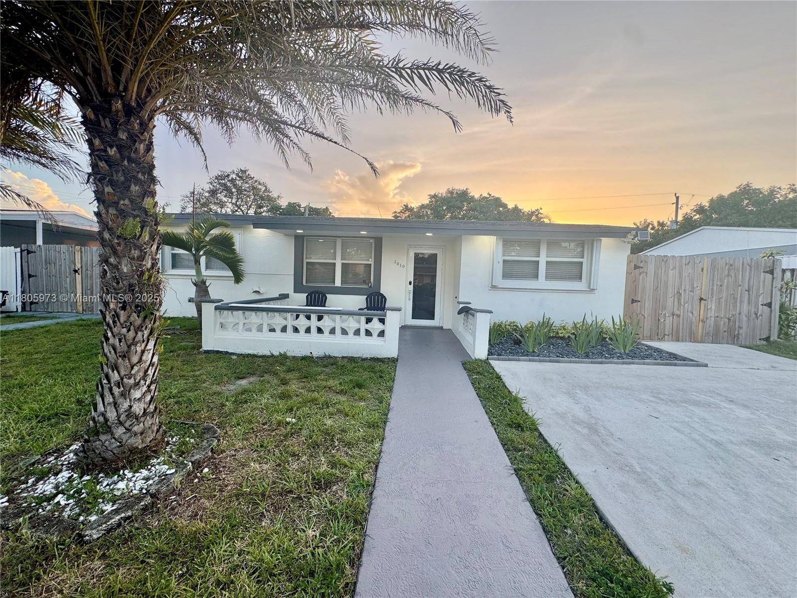 Hollywood, FL 33024,3010 N 73rd Ave