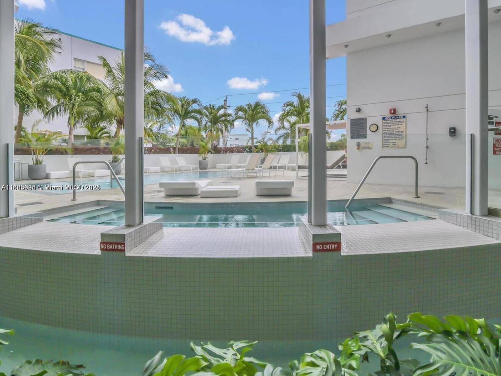 Bay Harbor Islands, FL 33154,9821 E Bay Harbor Dr #805