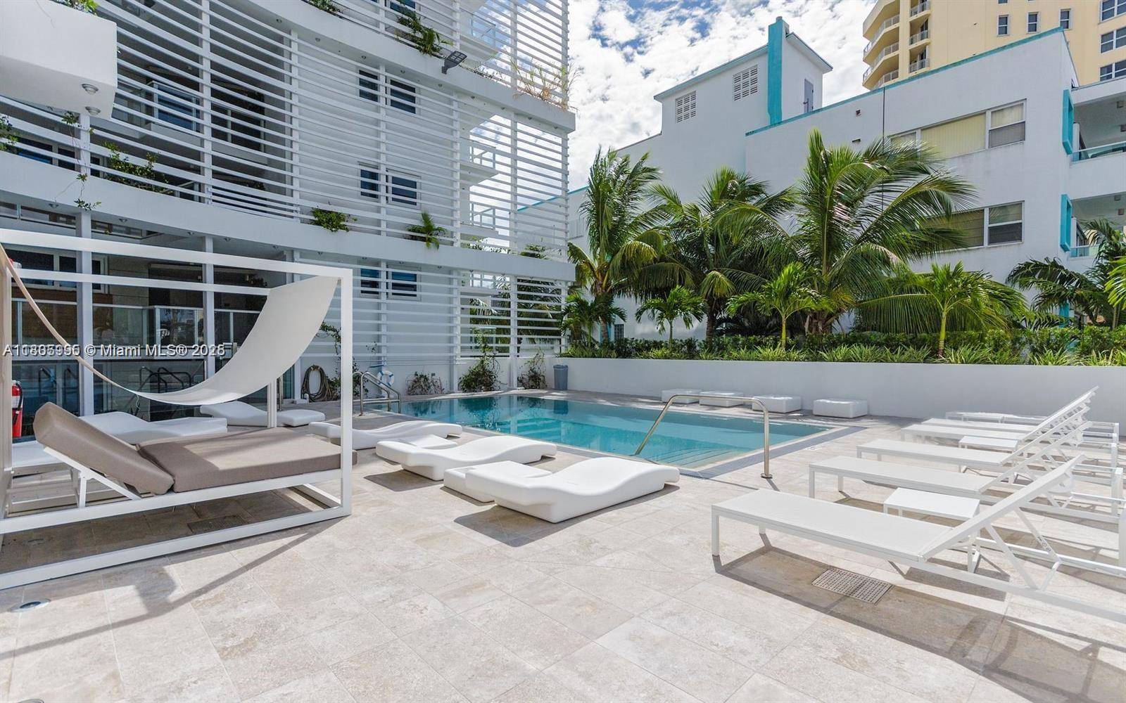Bay Harbor Islands, FL 33154,9821 E Bay Harbor Dr #805