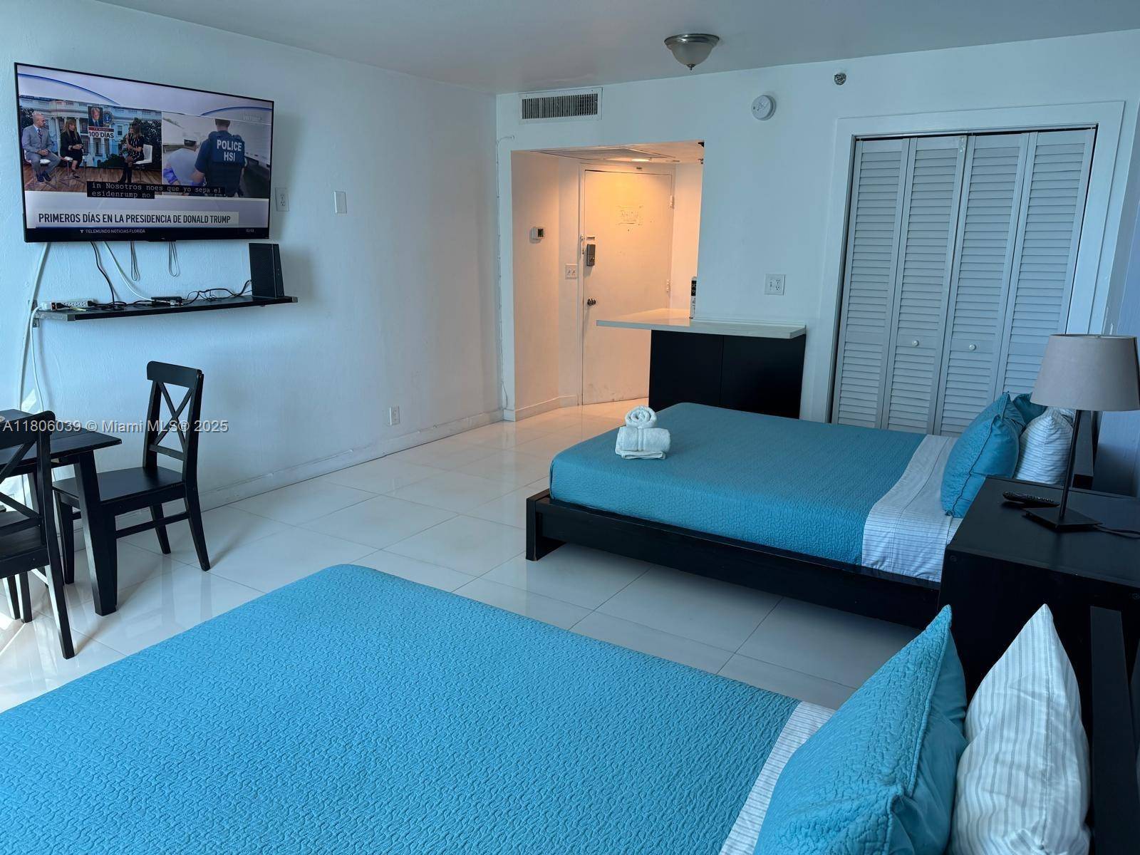 Miami Beach, FL 33140,5445 Collins Ave #915