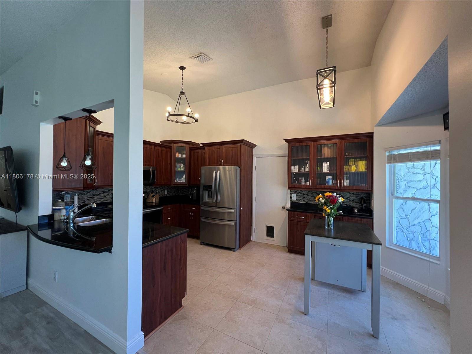 Davie, FL 33325,13570 SW 10th Pl