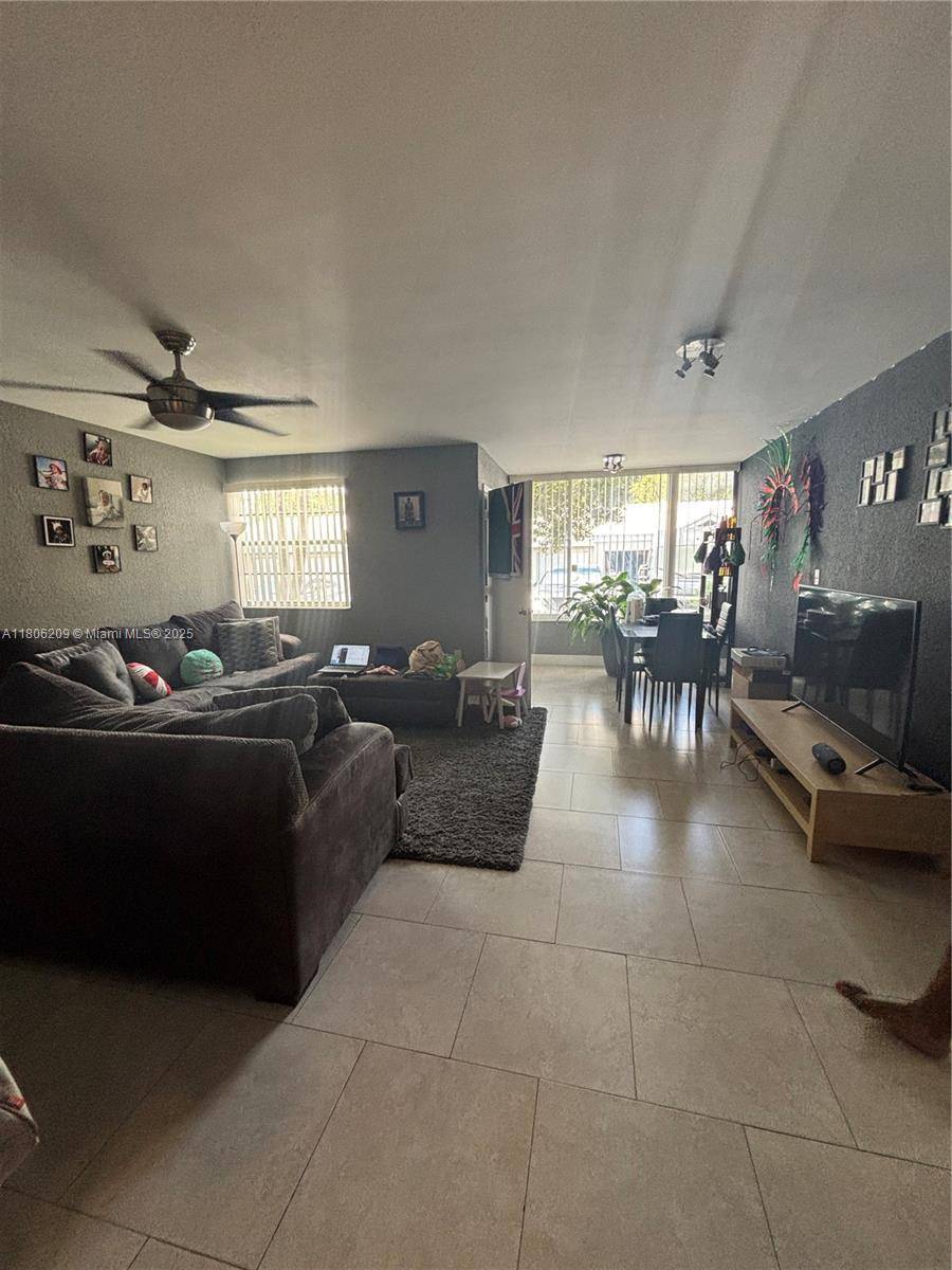 Oakland Park, FL 33309,2861 N Oakland Forest Dr #104