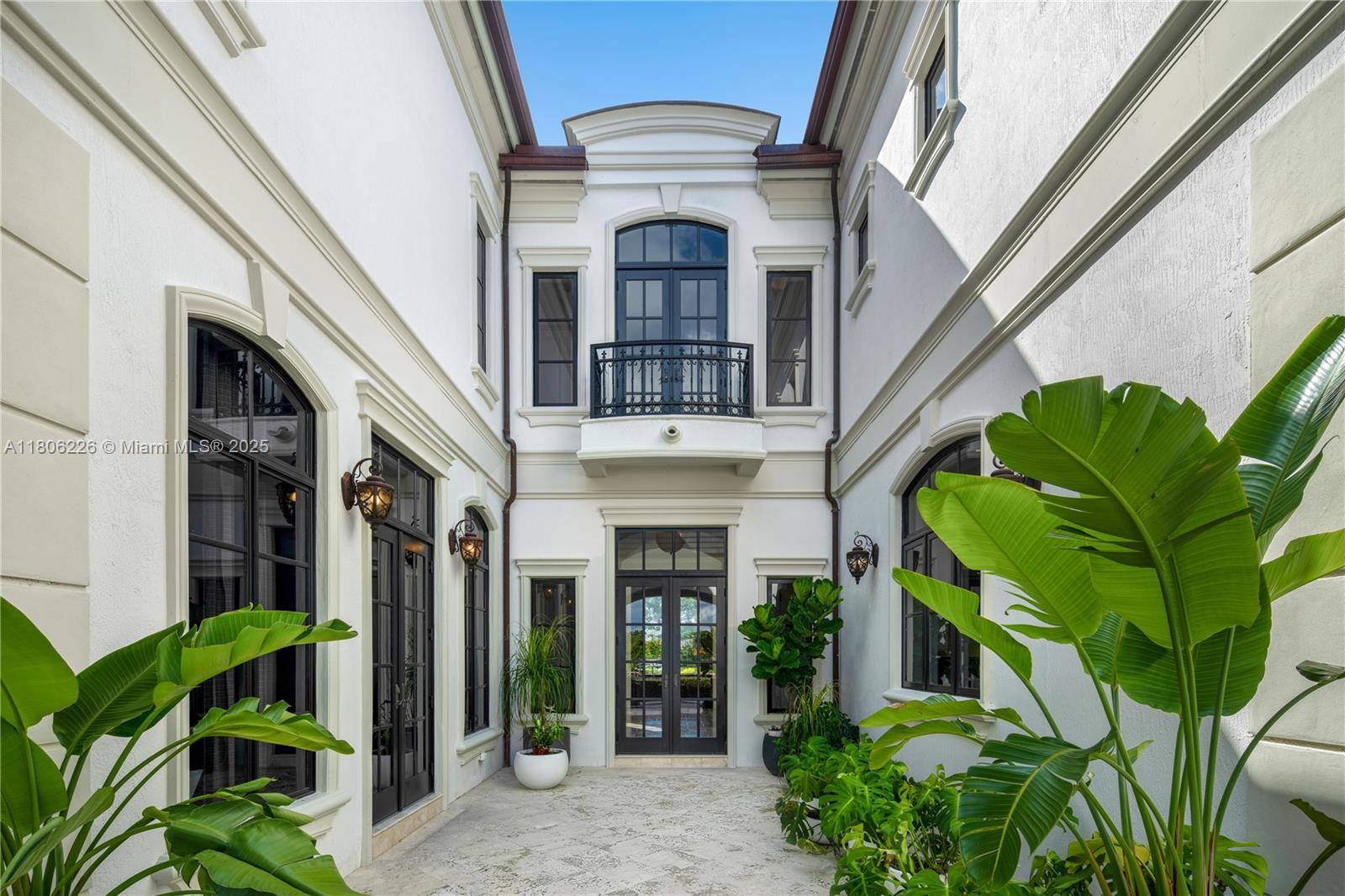 Coral Gables, FL 33156,9320 Gallardo St