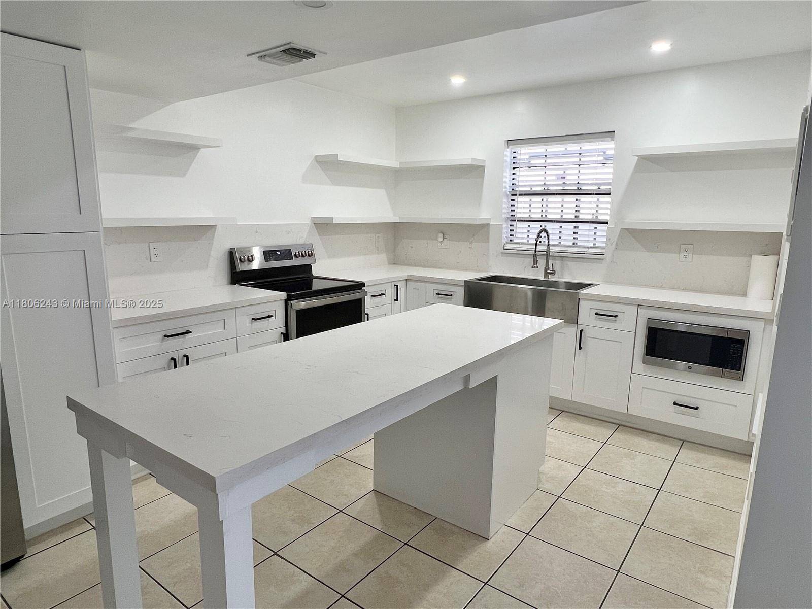 Miami, FL 33183,6241 SW 138th Ct #E