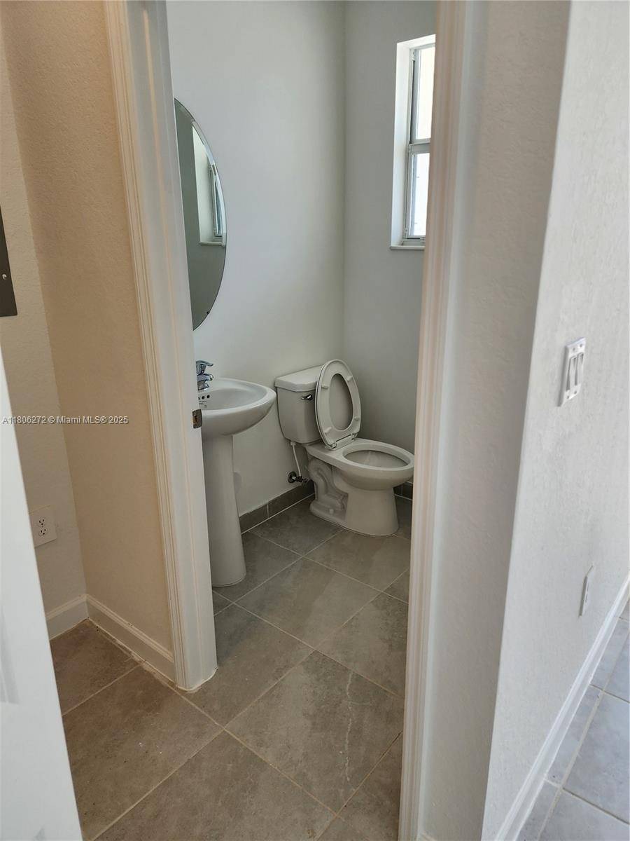 Homestead, FL 33035,2645 SE 17th St
