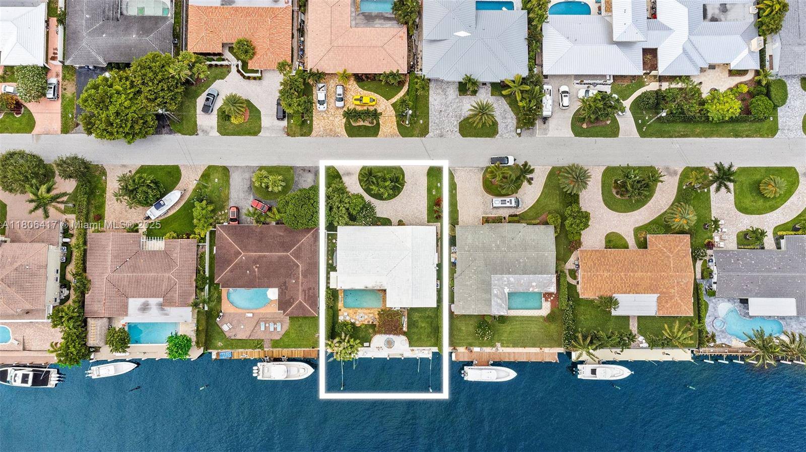 Pompano Beach, FL 33062,2770 NE 8th Ct