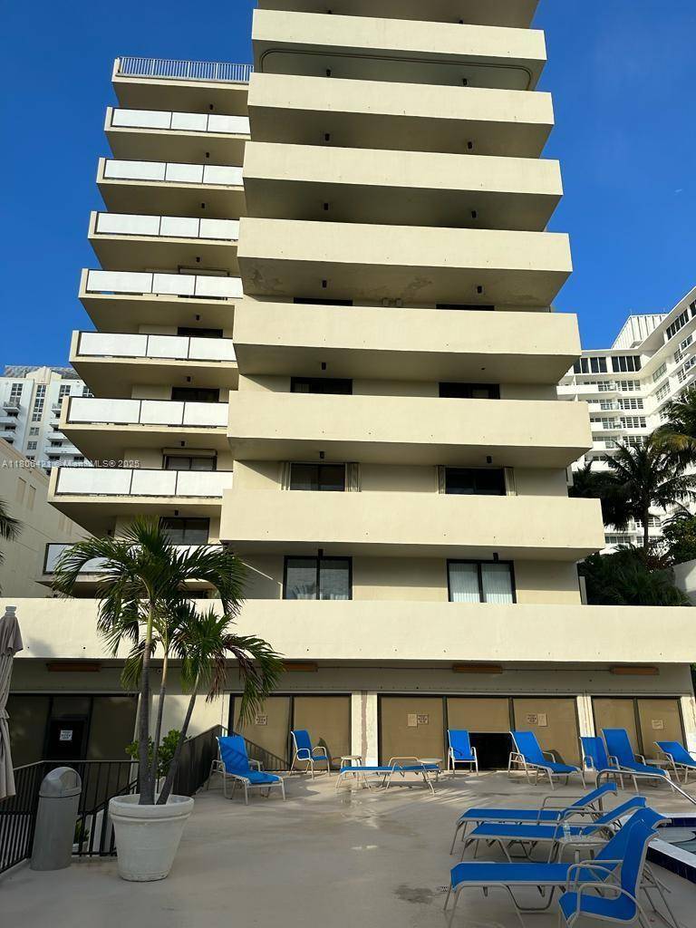 Miami Beach, FL 33139,1621 Collins Ave #505