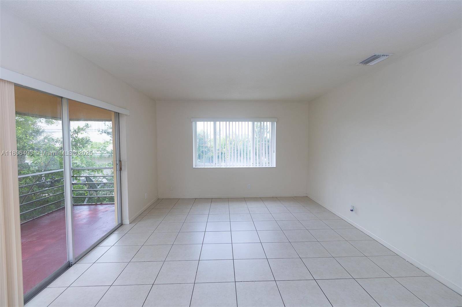 Coral Springs, FL 33065,8900 NW 38th Dr #7