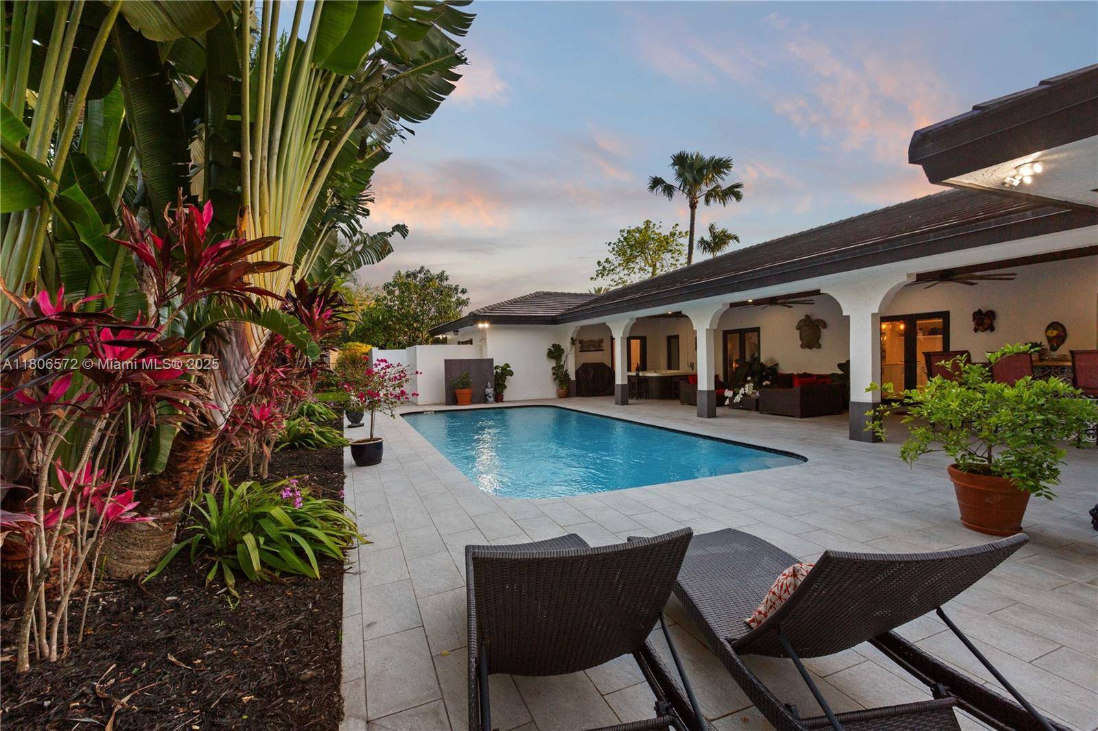Pinecrest, FL 33156,13505 SW 83rd Ct