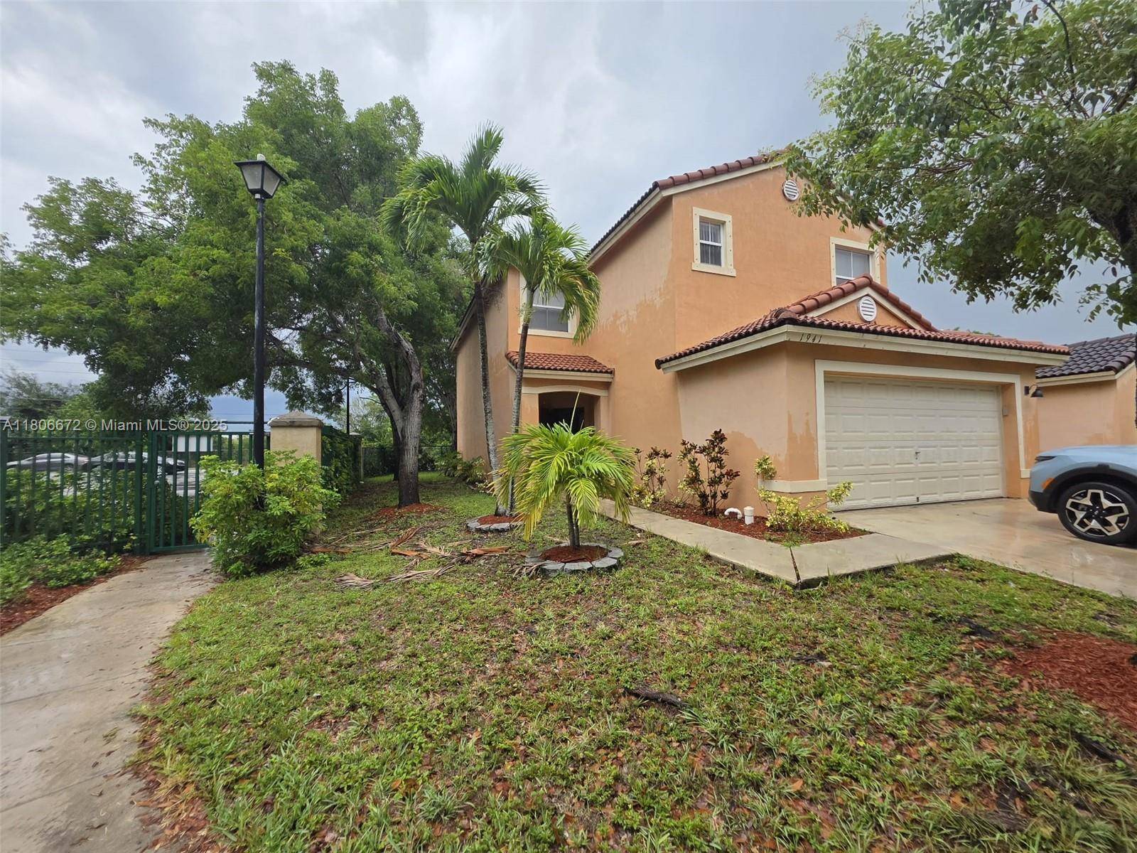 Homestead, FL 33035,1941 SE 10th St #st