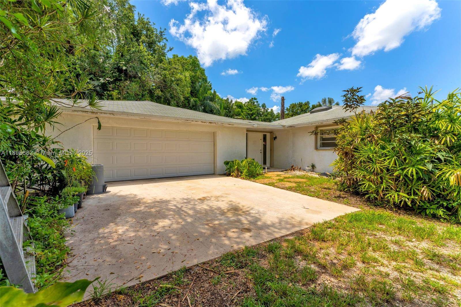 Miami, FL 33187,18900 SW 186th St