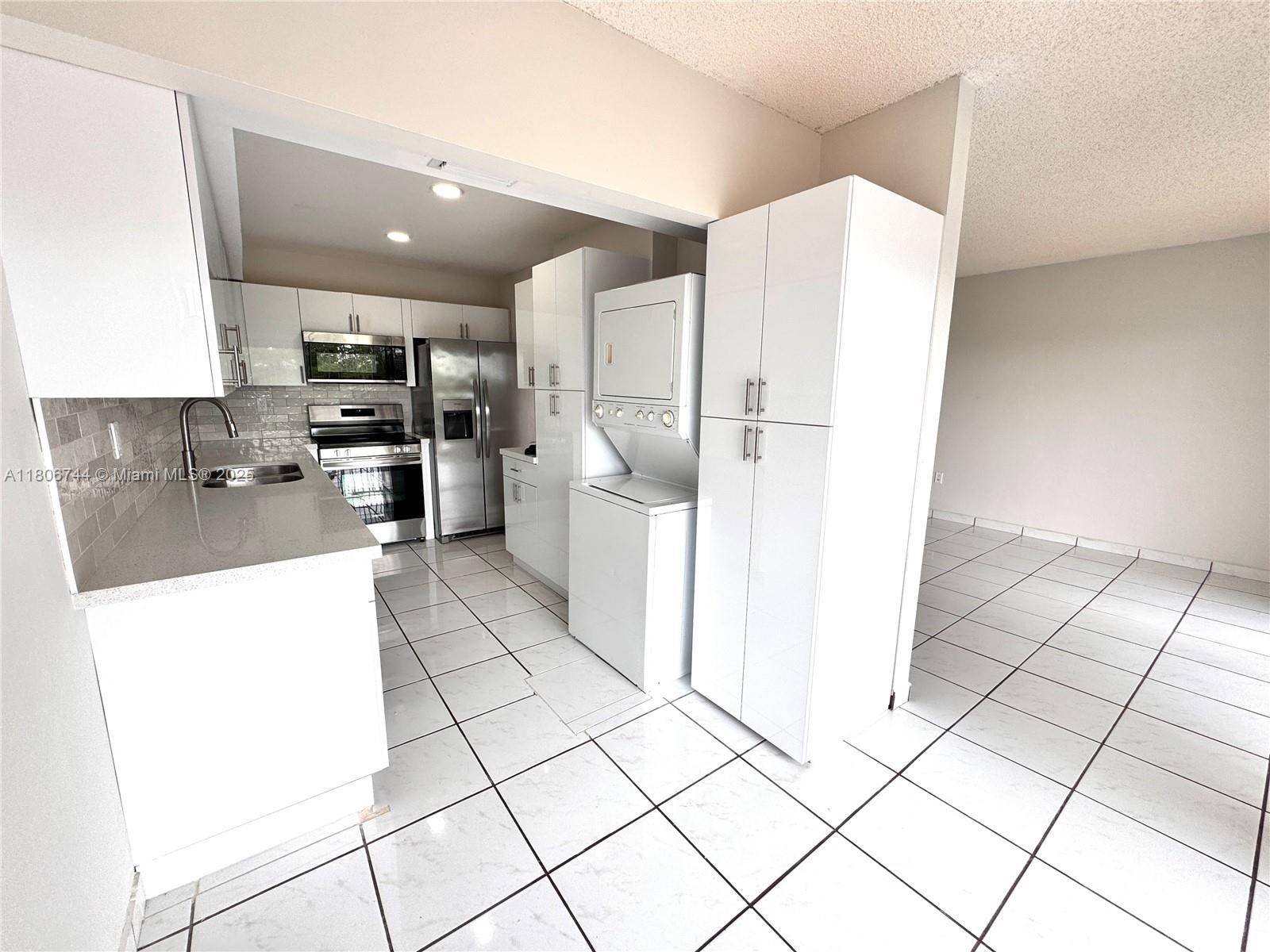 Miami, FL 33183,5900 SW 127th Ave #3410