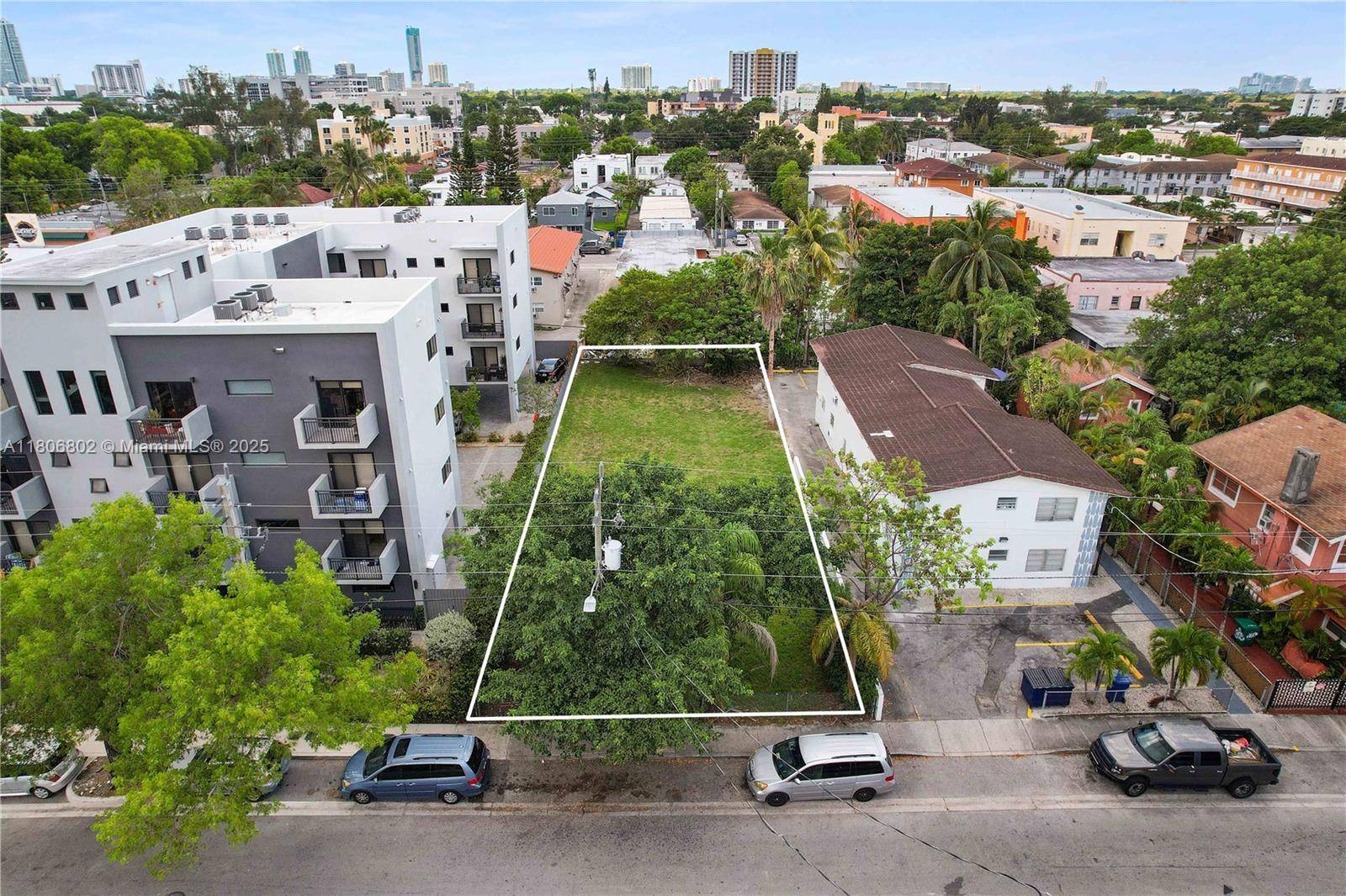 Miami, FL 33130,850 SW 2nd St