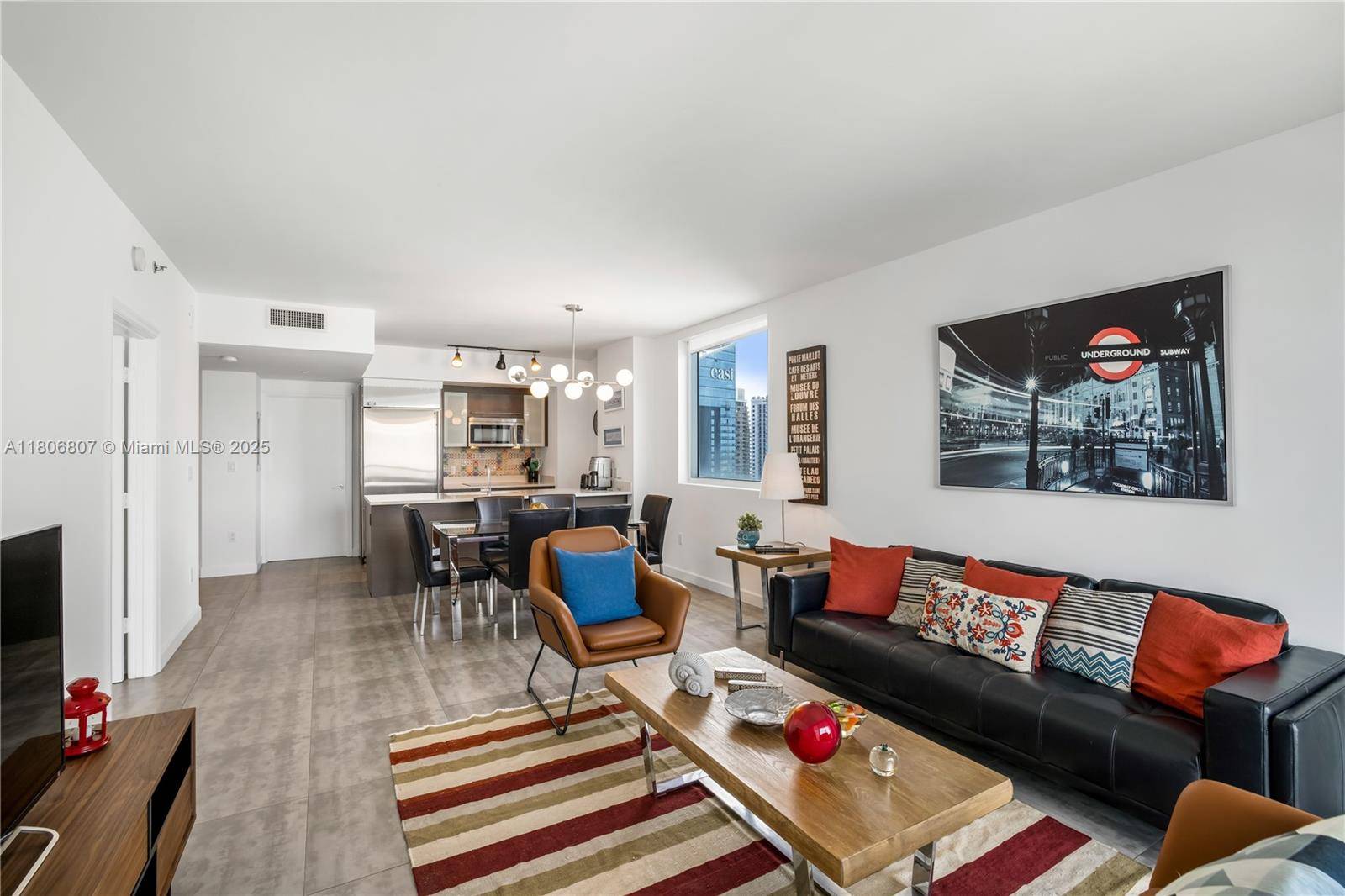 Miami, FL 33131,500 Brickell Ave #3907