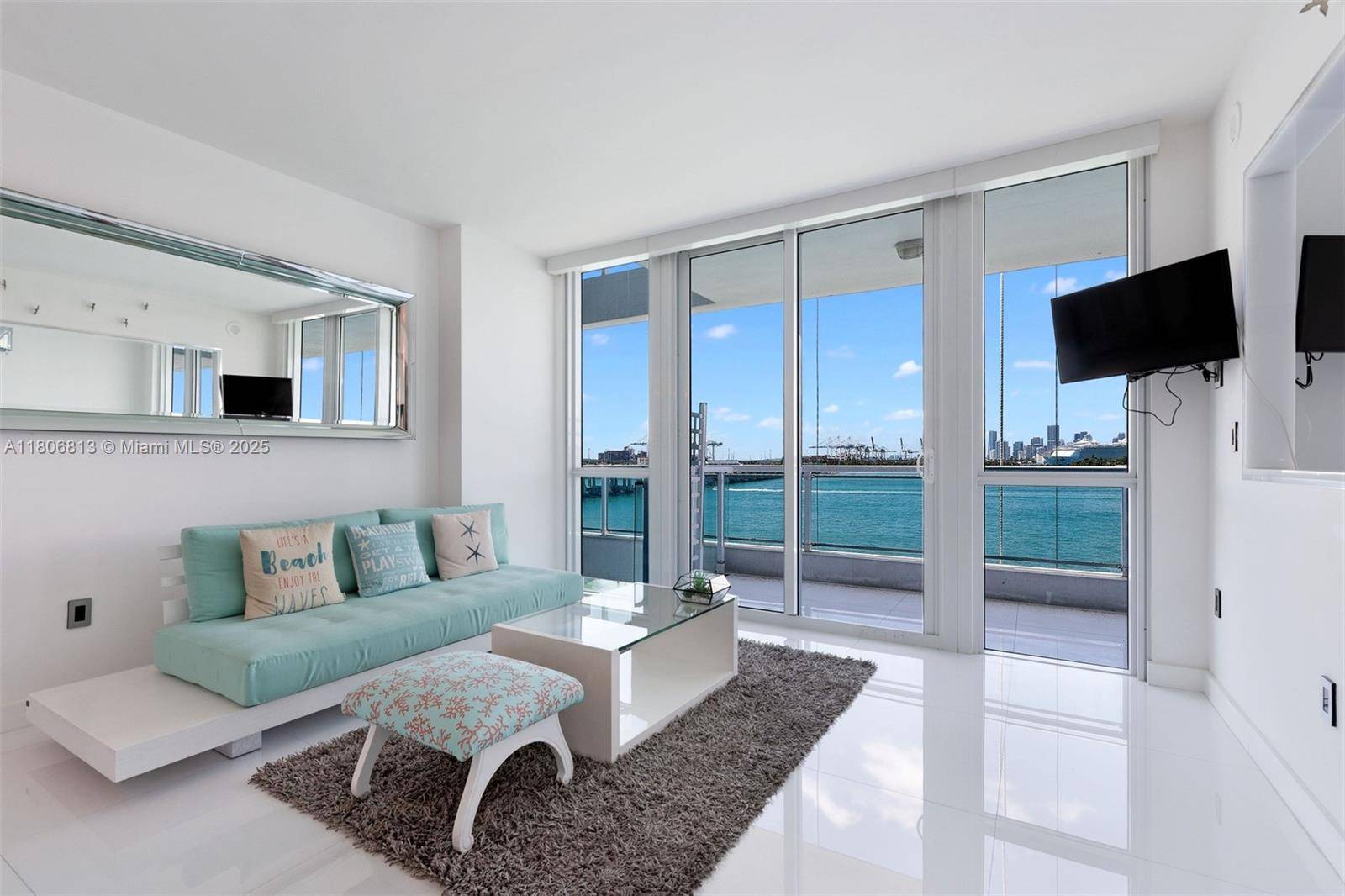 Miami Beach, FL 33139,540 West Ave #513