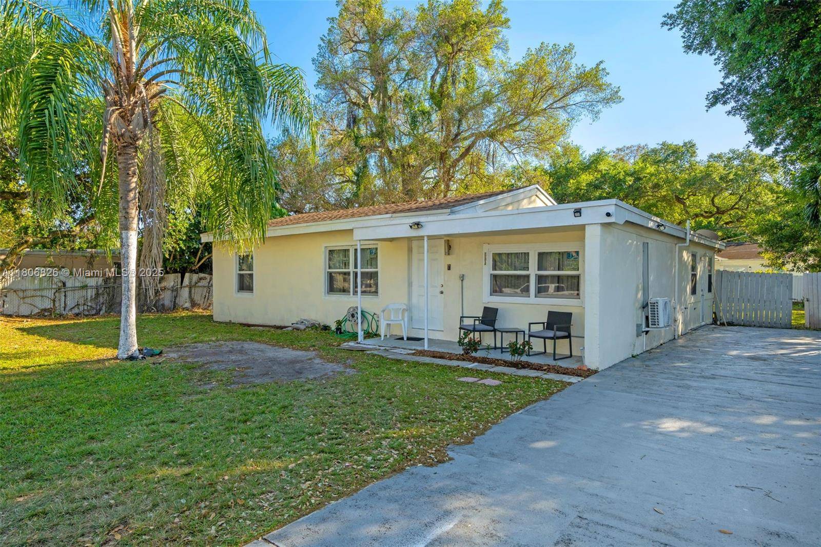 West Park, FL 33023,114 Marion Rd