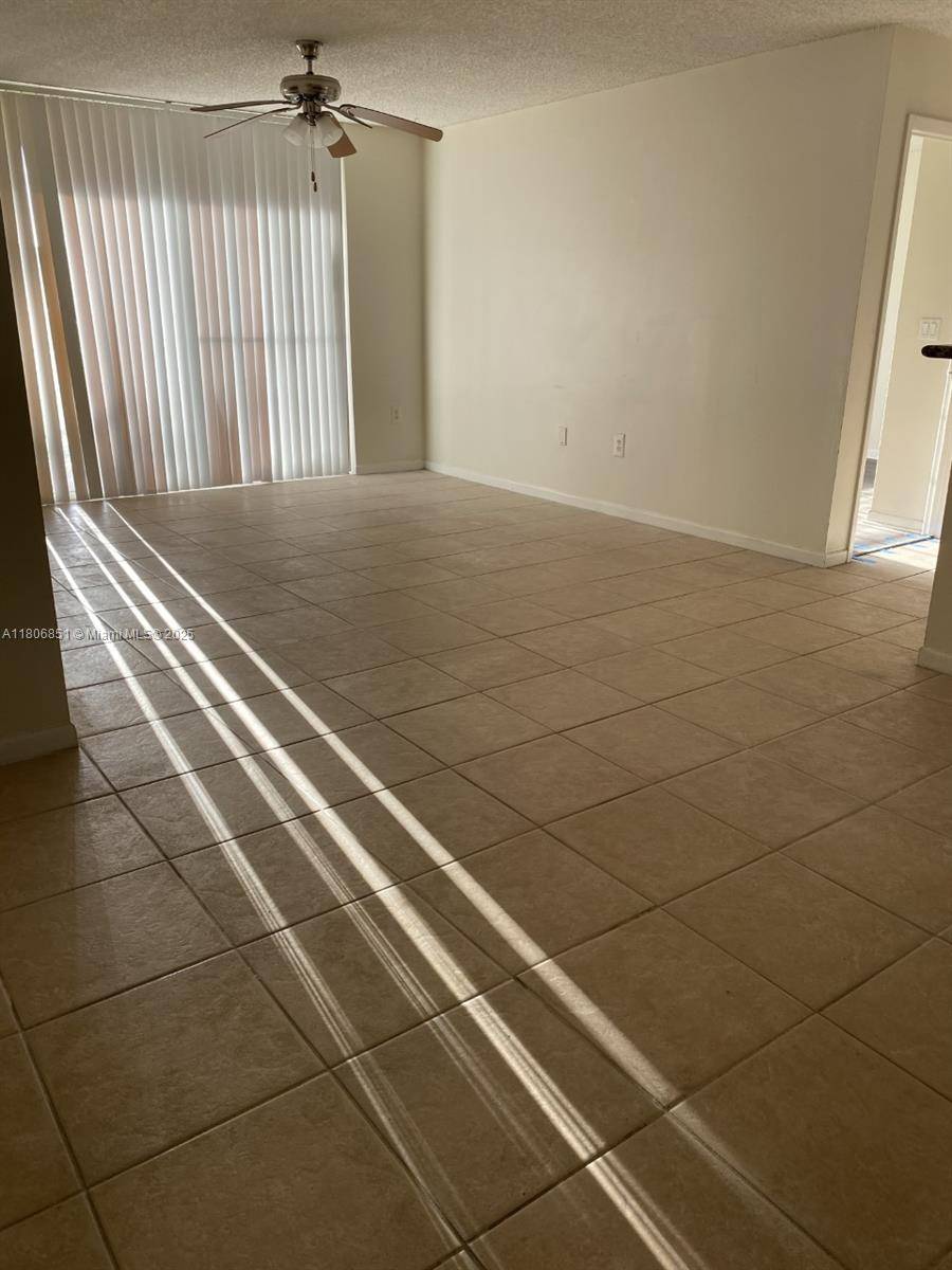 West Palm Beach, FL 33409,Address not disclosed
